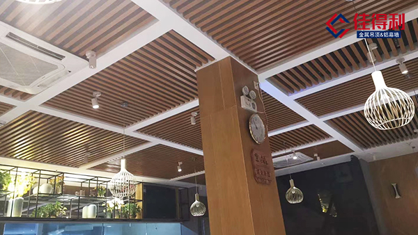 廣東佳得利木紋鋁方通的工藝與安裝